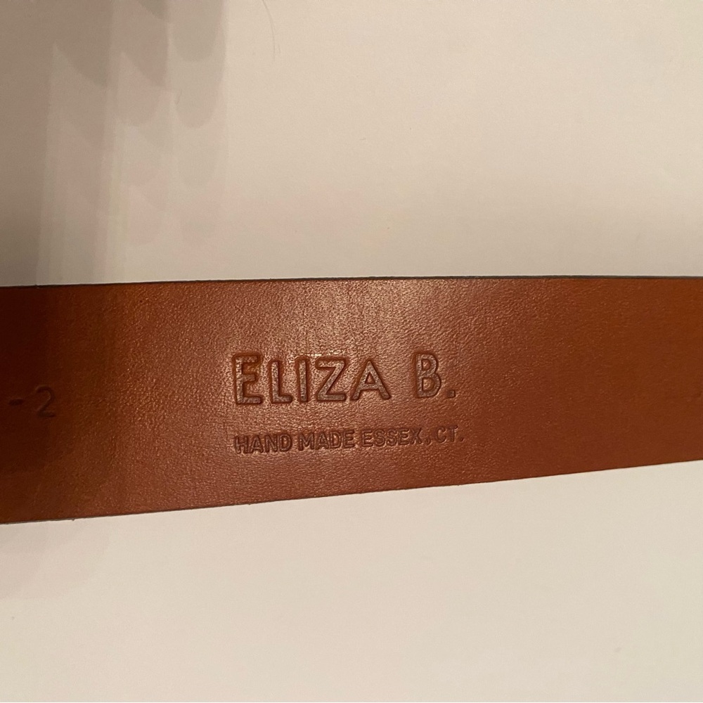 Brown Croc-Embossed Leather Belt with Silver Buckle - Picture 7 of 9